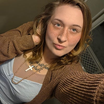 Room wanted in Bellevue WA Main Photo