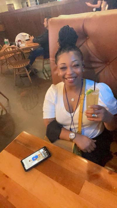 Female worker needs room in Rancho Cucamonga Main Photo