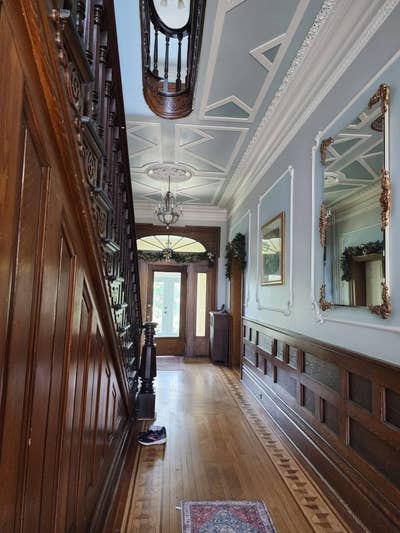 Vintage Riverview Mansion Built in 1853 Main Photo