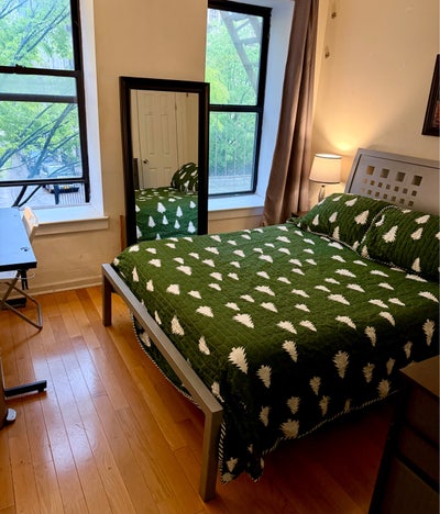 Furnished room available in Harlem  Main Photo