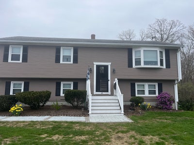 Big house with upstairs for rent !  Main Photo