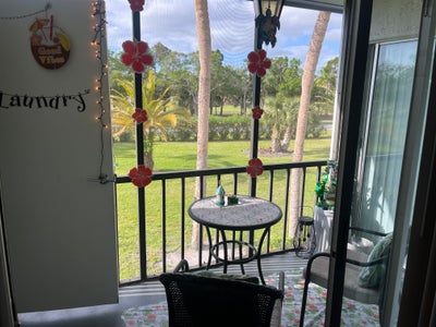 Room and bathroom for rent  Main Photo