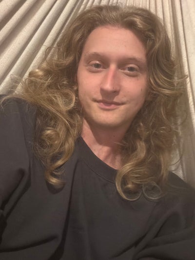 23 year old student needs a room in LA now Main Photo