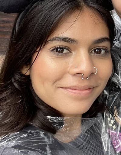 Female with pets looking for a room in LA Main Photo