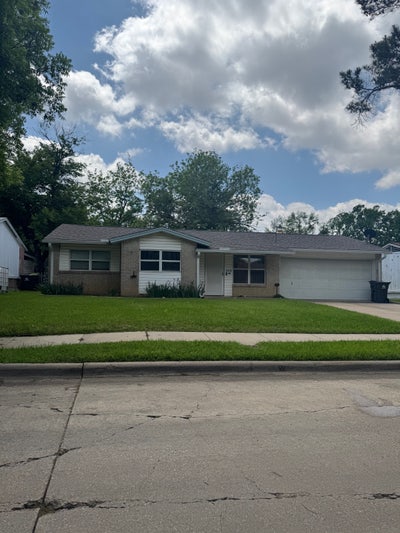 Shared Room  near UTA Main Photo