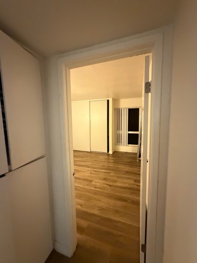 Room Available  Main Photo