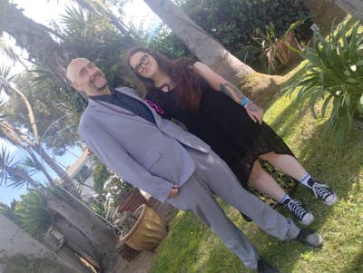 Couple in recovery looking for roommate Main Photo