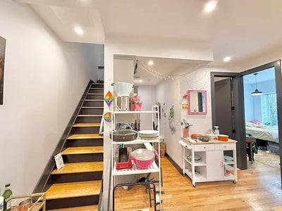 Room for Renting with Private Rooftop!  Main Photo