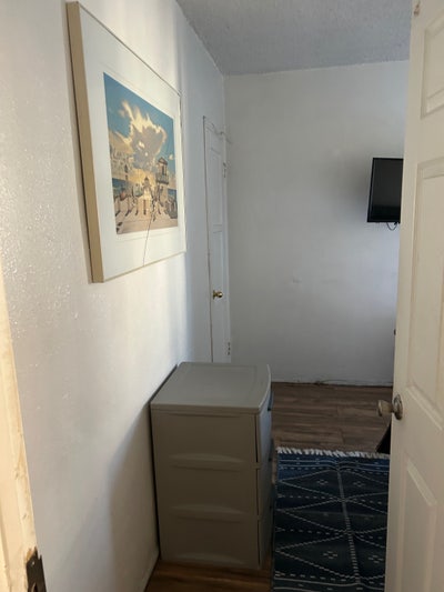 Nice Room for Rent  Main Photo