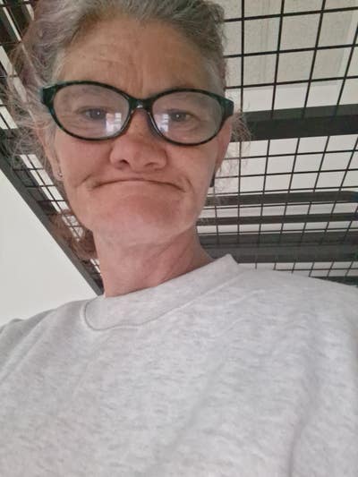 Reliable 51 year old woman needs LA room now Main Photo