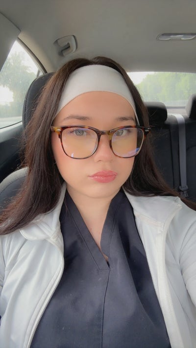 23 year old female looking for room in Torrance Main Photo