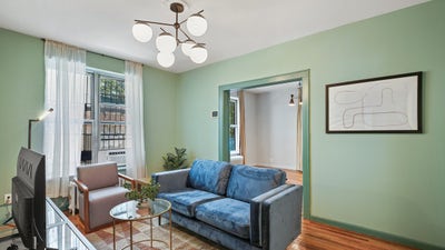 Room in East Williamsburg on a flexible lease Main Photo