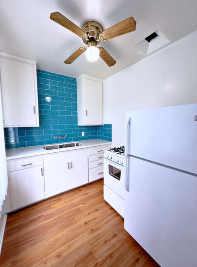 Spacious Studio Near UCLA & Brentwood! Main Photo