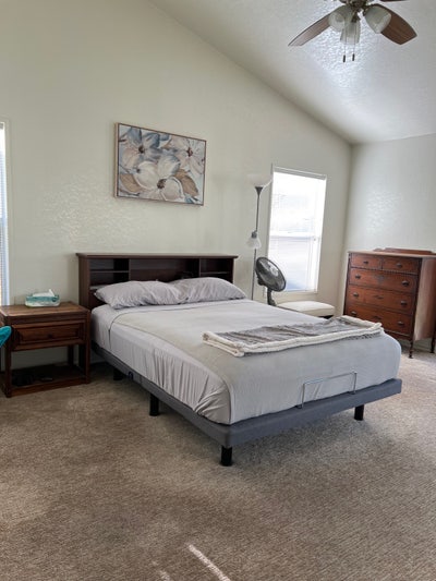 Private room for Rent-In Gated Community. Main Photo