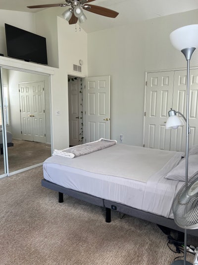 Private room for Rent-In Gated Community. Main Photo