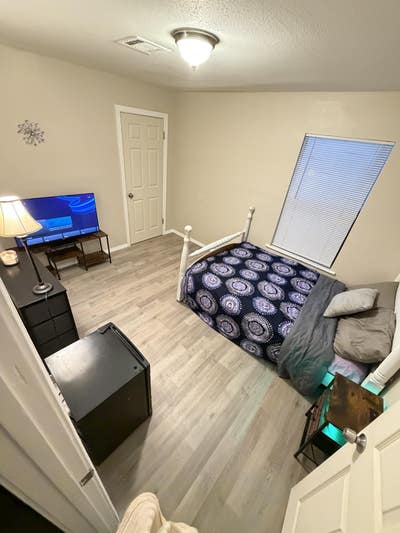 Rooms for rent  Main Photo
