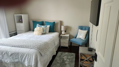 Newport Coast Room & Private bath Main Photo