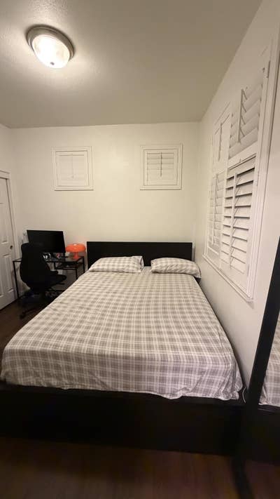 Private Bedroom with own Bathroom in quiet area Main Photo