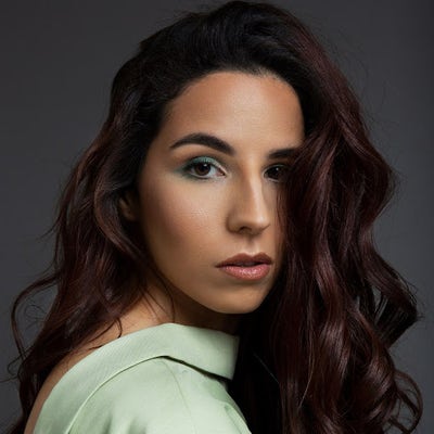 31 year old female looking for North Hollywood Main Photo