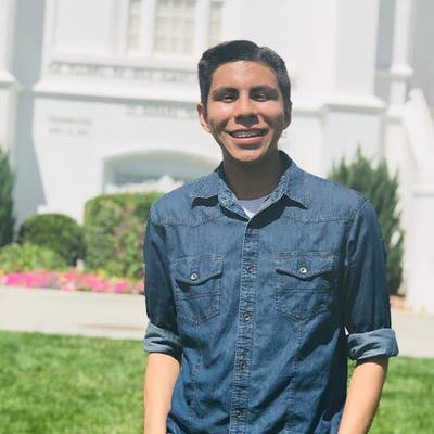 25M interning this summer, need subleased room Main Photo