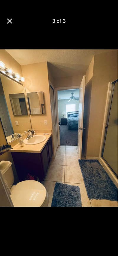 Room for rent  Main Photo