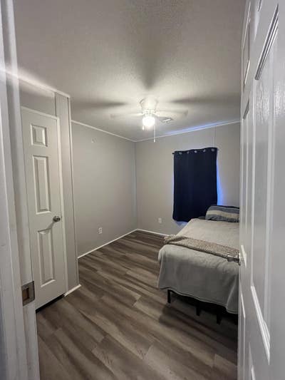 Mobile home rooms for rent  Main Photo