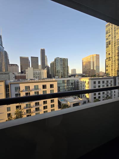 USC students are welcome!!! Condo roomates wanted Main Photo