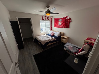 Furnished room w/ private bathroom Main Photo