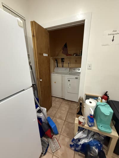 Room for rent Main Photo