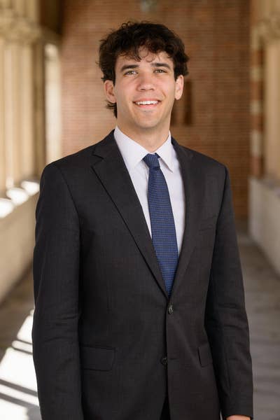 Student looking for a room in Houston May 28 Main Photo