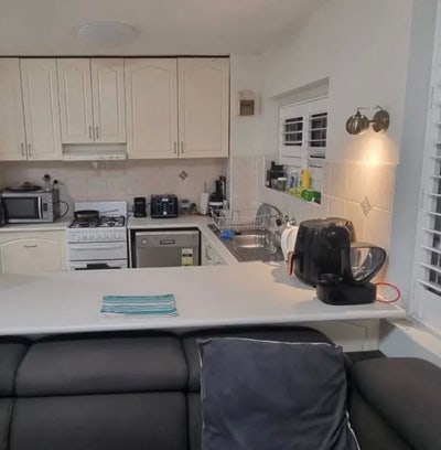 Private furnished room for rent. Main Photo