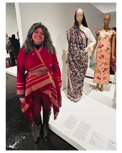 Indian Costume Designer seeks short term stay Main Photo