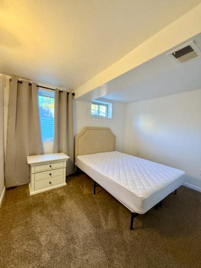Furnished Room for Rent (18 mins from Downtown De Main Photo