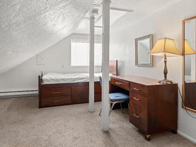White House_Room D_ Blocks to BYU Main Photo