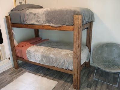 Affordable Co-living... DormStyle Beds Main Photo