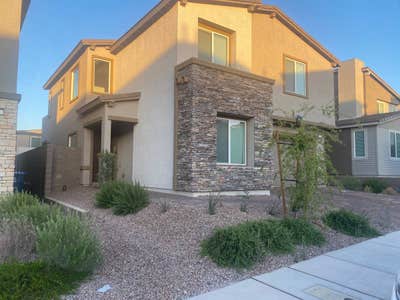 Room in Henderson - great for Touro students Main Photo