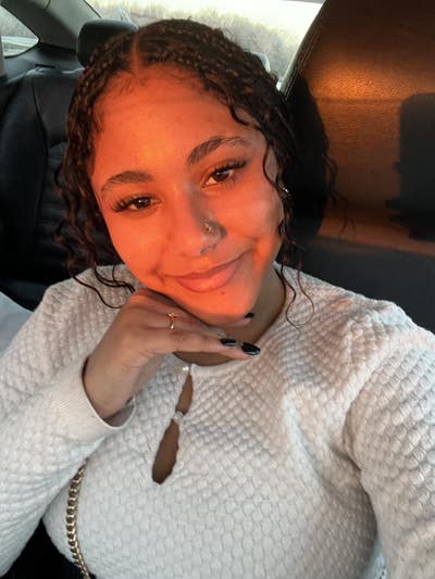 Room wanted in Manchester, CT Main Photo