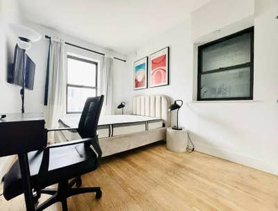 Charming Prospect Place Residence near Manhattan Main Photo