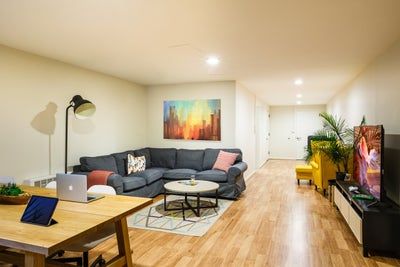Room in West Harlem on a flexible lease Main Photo