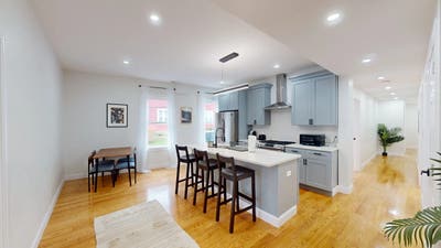 Room in Fort Hill on a flexible lease Main Photo
