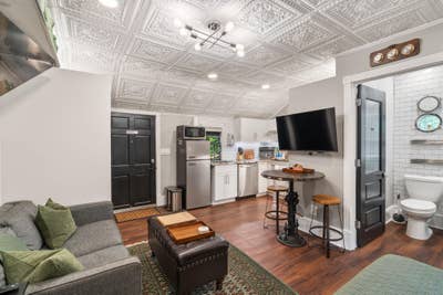 Private Studio on Brownwood Park | Walk to East At Main Photo