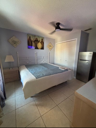 Fully Furnished Room  Main Photo