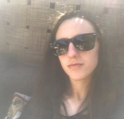 Professional Female seeks a small or large room Main Photo