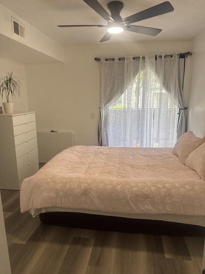 Room for rent in Downey  Main Photo