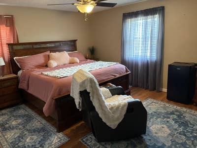 Room for rent -Master w/en-suite Main Photo