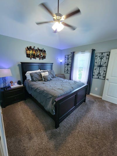 Quite Room in Union City  Main Photo