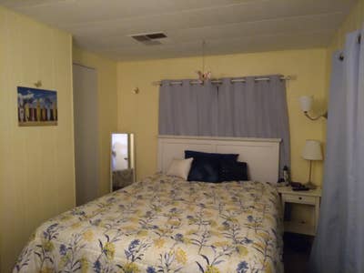 Furnished Room for Rent Main Photo