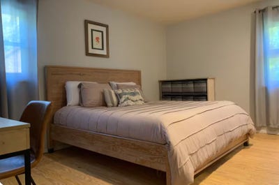 Room available!! Main Photo