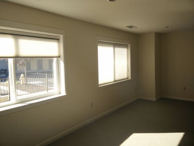 2 bed 1 bath Ashland Apartment (has AC) Main Photo
