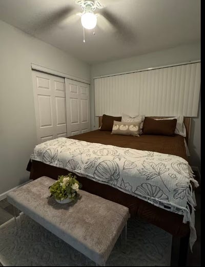 Spacious Private Room & Bath in 2BR Apartment Main Photo